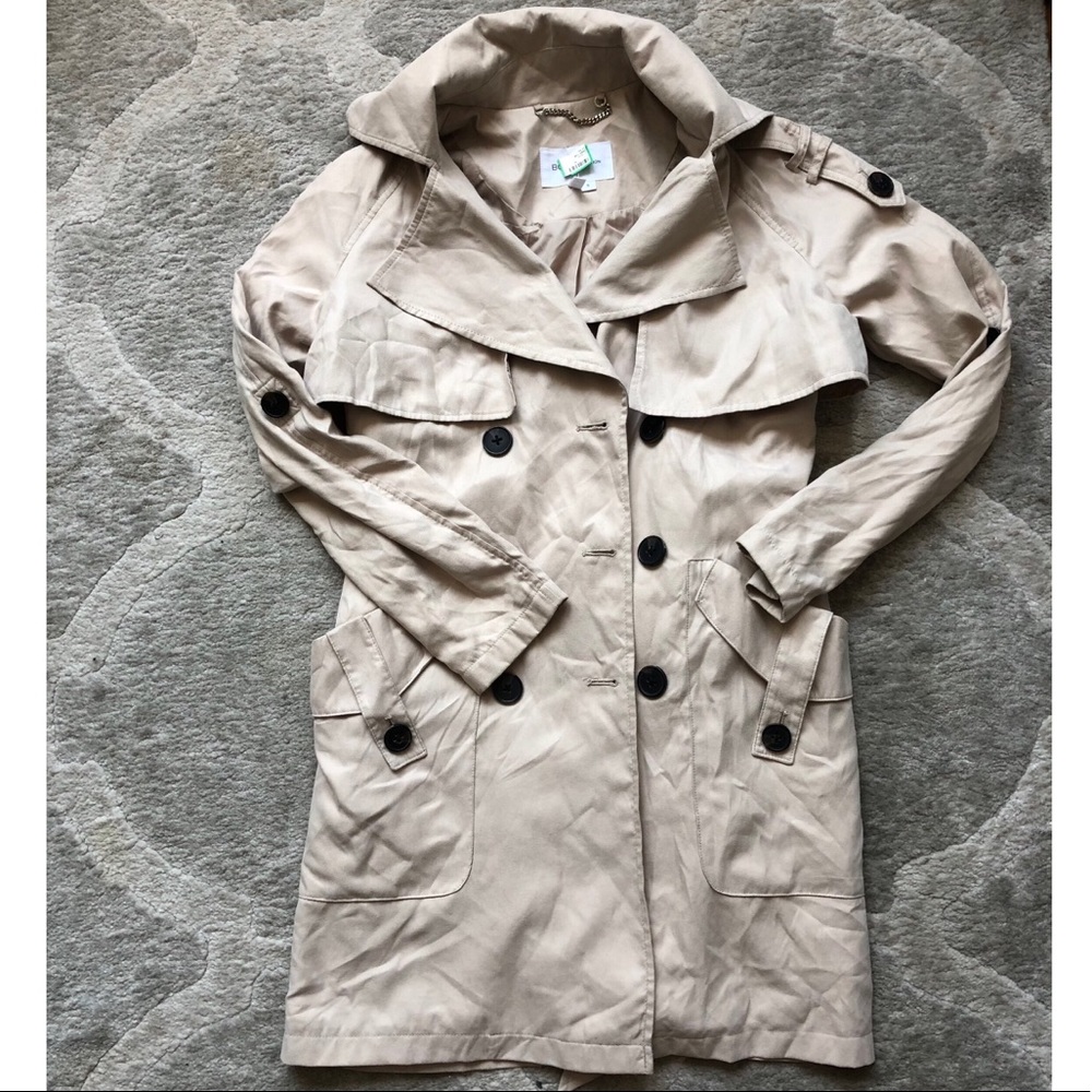 BCBG Lightweight Cream Trench Coat